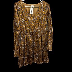 Peach Love Dress. Size small. New with tags